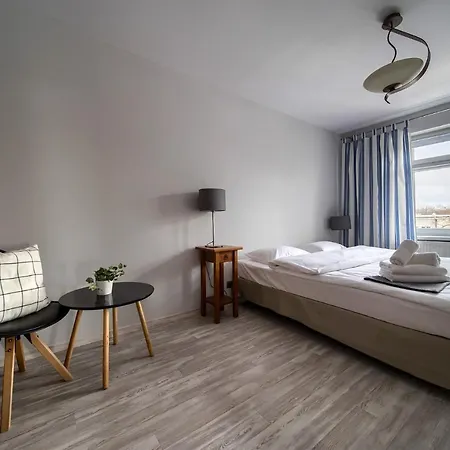 Park Szczytnicki Cosy 아파트 *